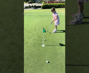 Golf Girl Golf Putting Skills #golfgirl #golf #golfskill #golfswing #golfer #putting #golflife
