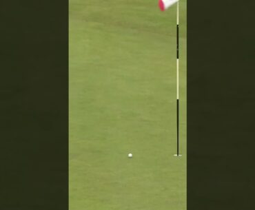 Shot of the week so far! 😏  #golf