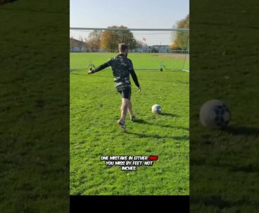 GOLF vs BOWLING: PRECISION SPORTS COMPARED ⛳#shorts