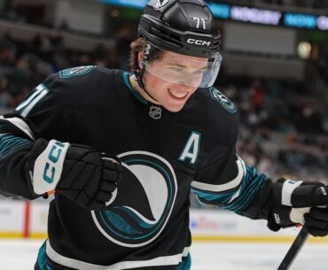 MUST SEE: Macklin Celebrini with the WALK-OFF HAT TRICK!