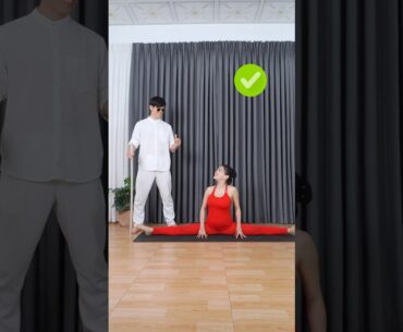 Xoạc ngang yoga không đau tại nhà #yoga #giadinhyoga #yogaonline #yogatrilieu #xoacngang