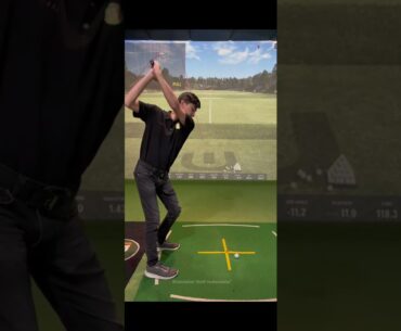 Trying Gabby golf girls swing 🤭Straight & FAR 😳😂