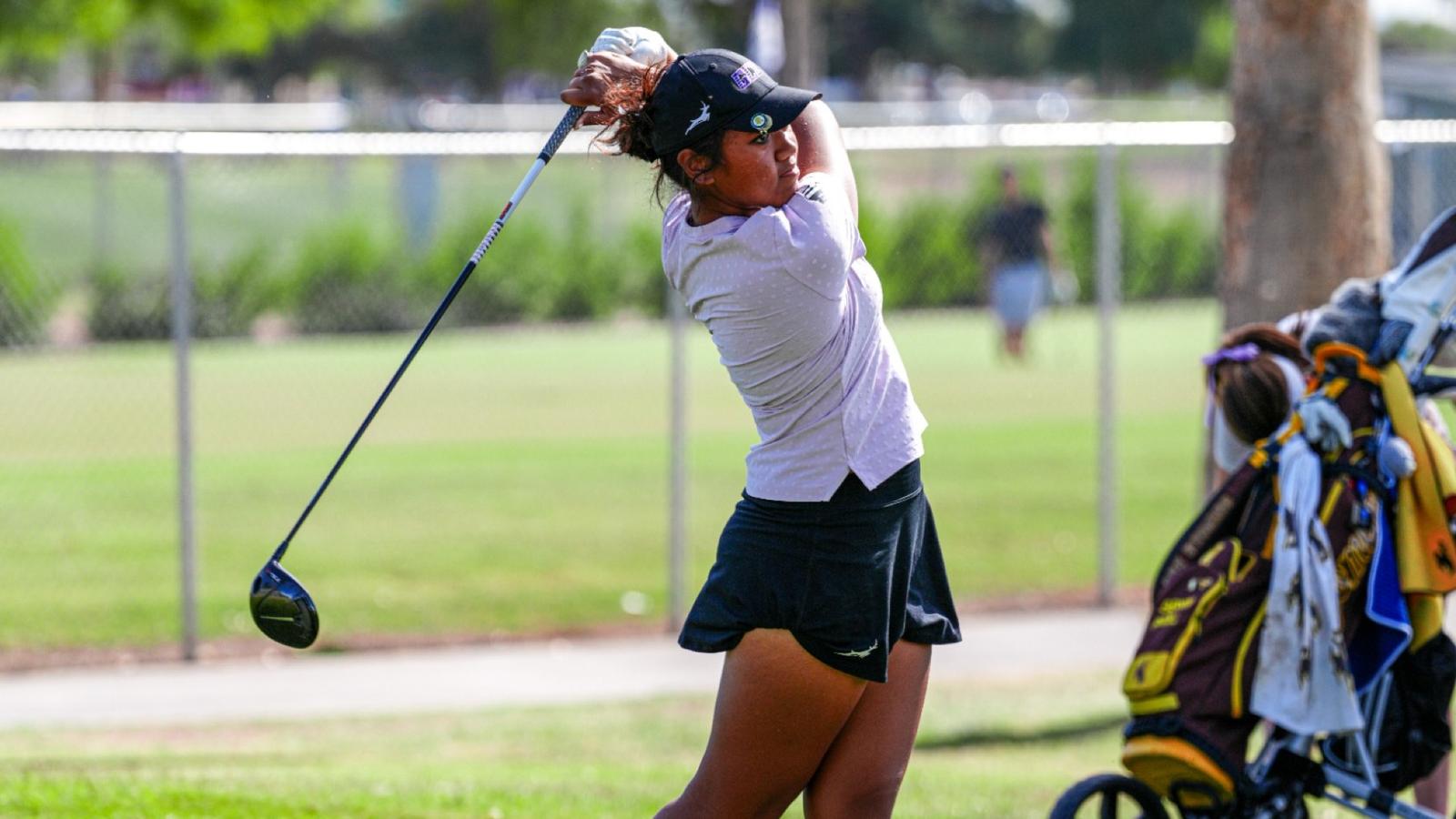 Vakasiuola ties program record for single low round Brent Nicson, Alexis Vakasiuola
