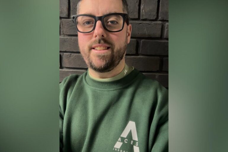 Hampshire golf coach named finalist for national award