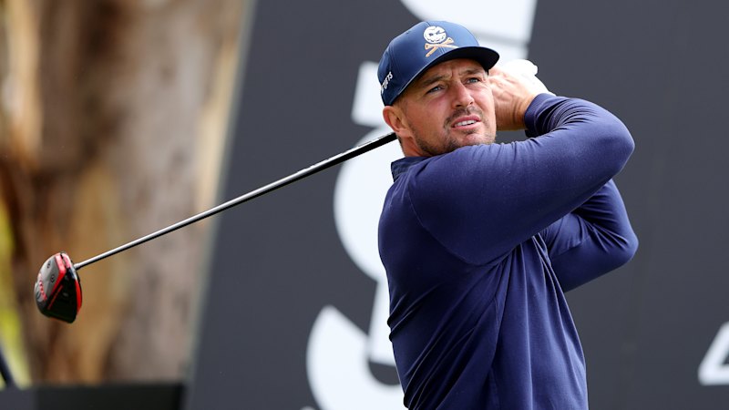 LIV golfer shanks tee shot in Adelaide LIV golfer shanks tee shot in Adelaide