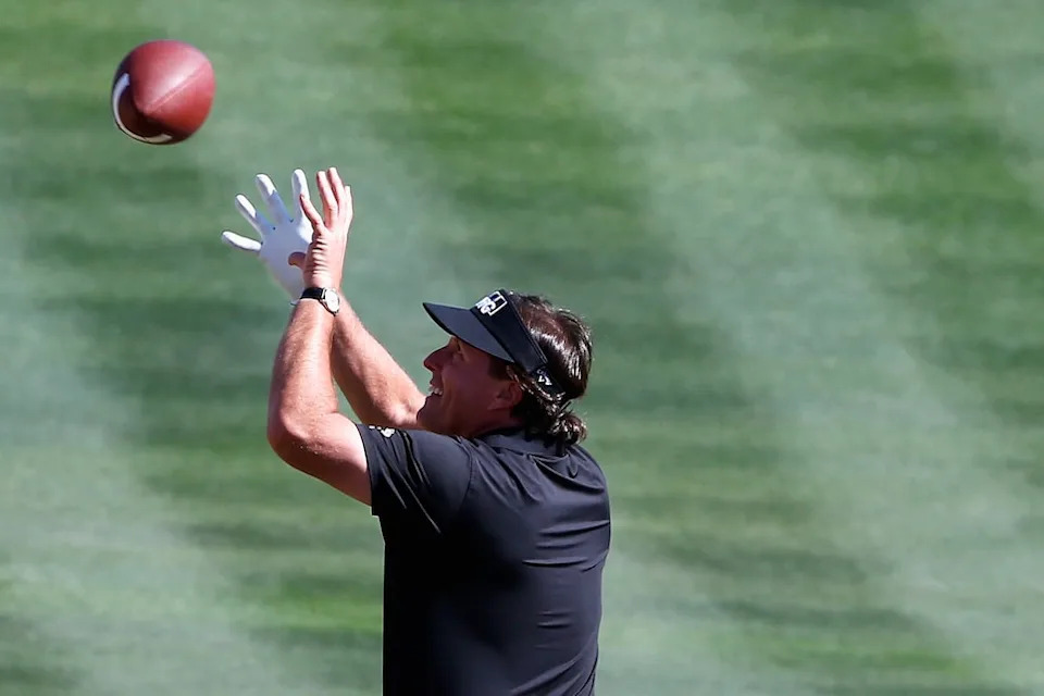 Waste Management Phoenix Open - Round 3