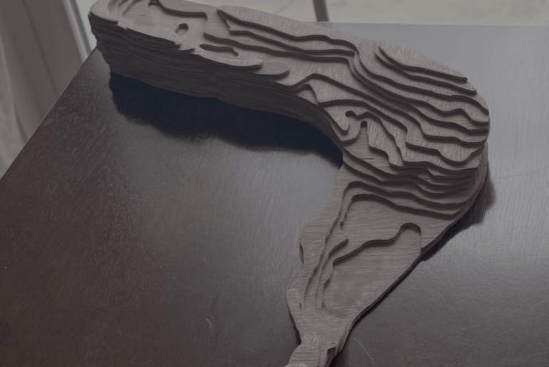 My winter hobby when I can't golf is carving golf holes instead. Anyone recognize this one?