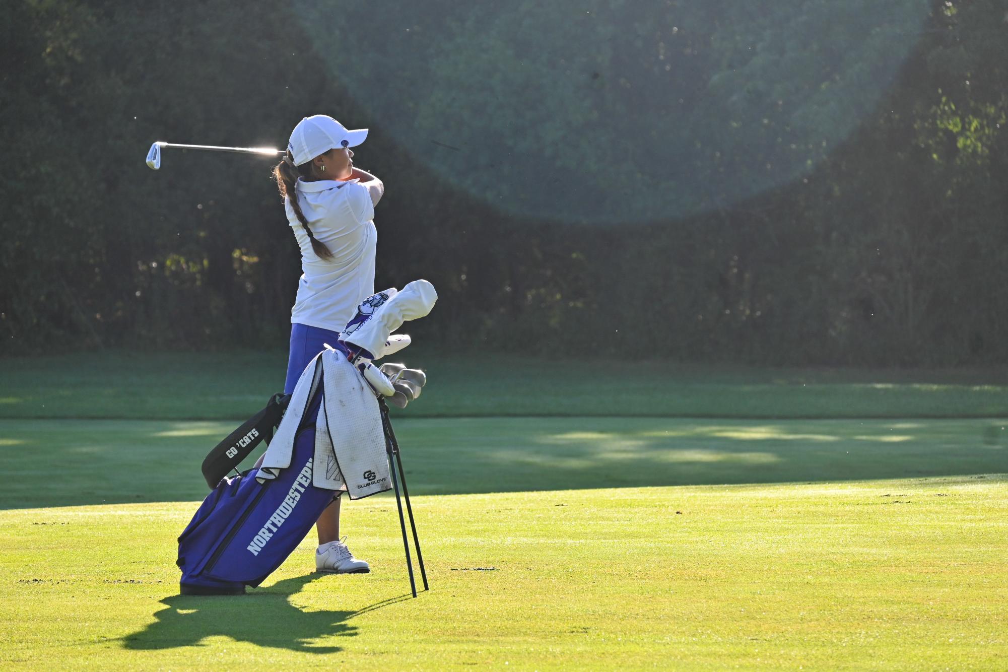 Northwestern women’s golf attempts title run Northwestern women’s golf attempts title run