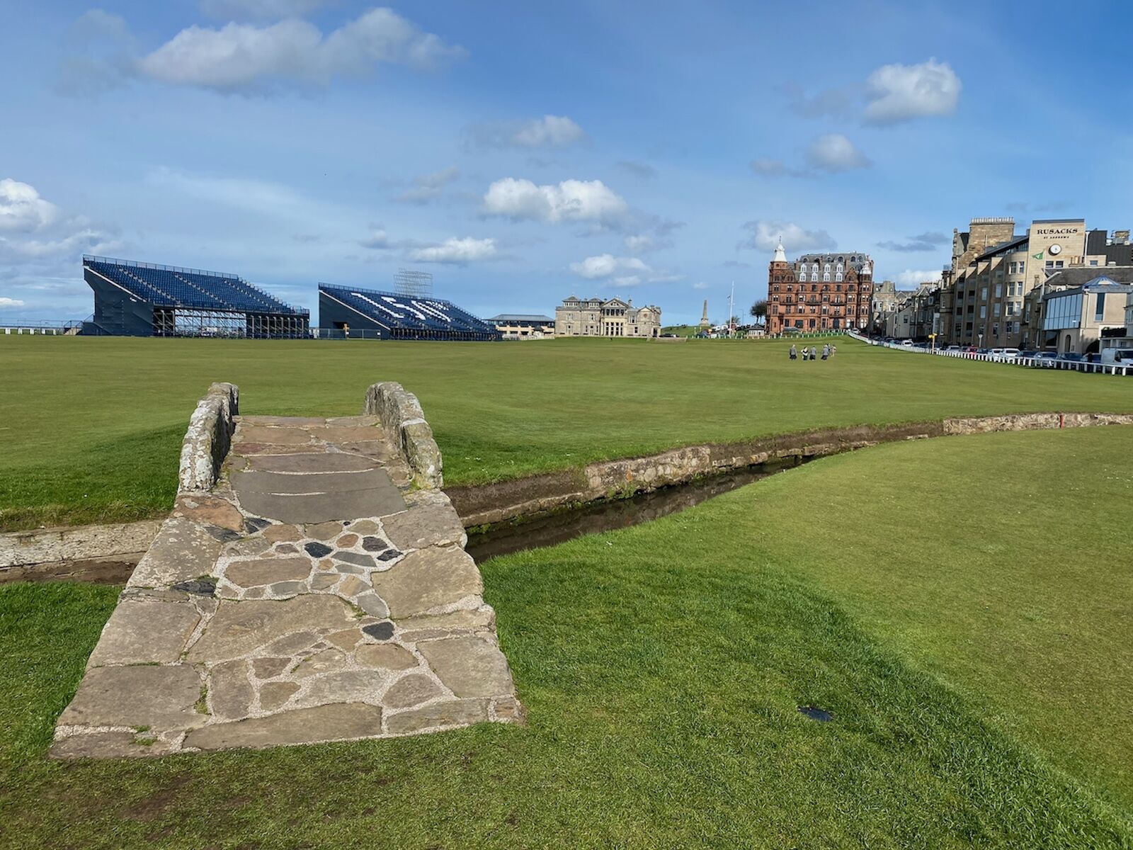 Scotland golf trips - bridge at st andrews