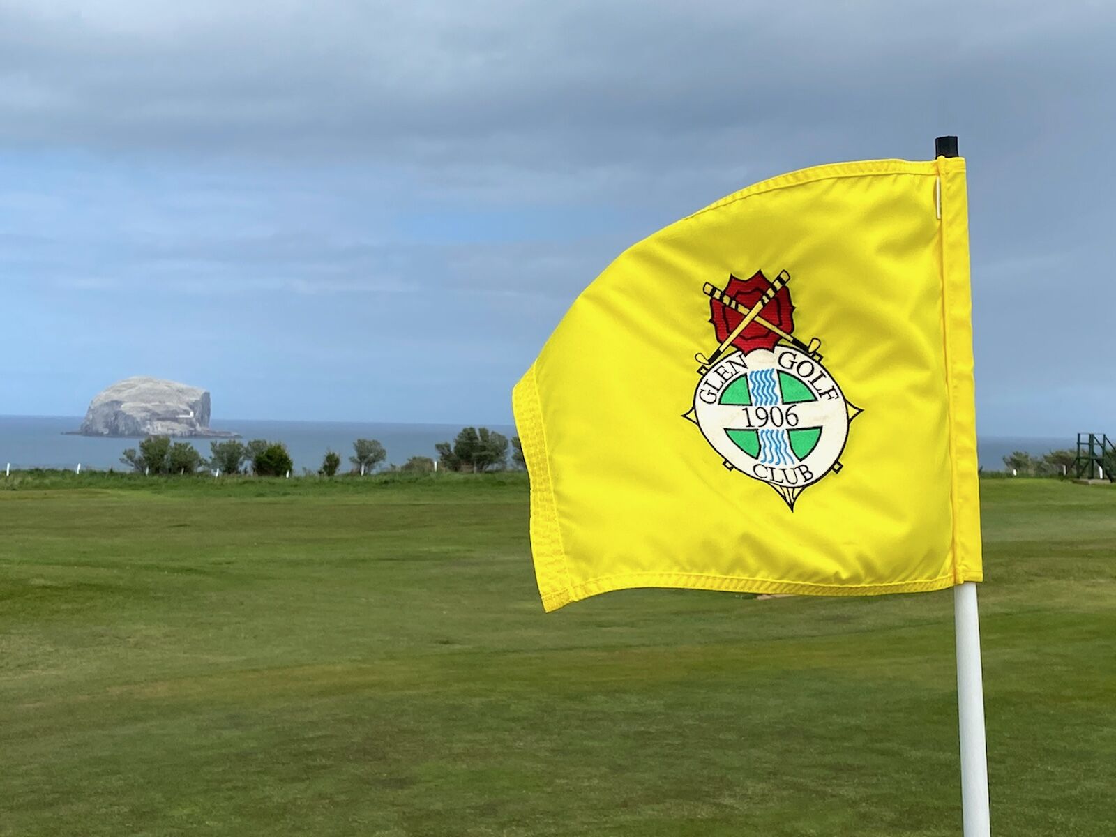 Glen Golf Club course - flag and rock