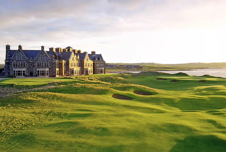 Snails slow down Trump ballroom at Ireland golf course Snails (yes, snails!) slow down Trump ballroom at Ireland golf course