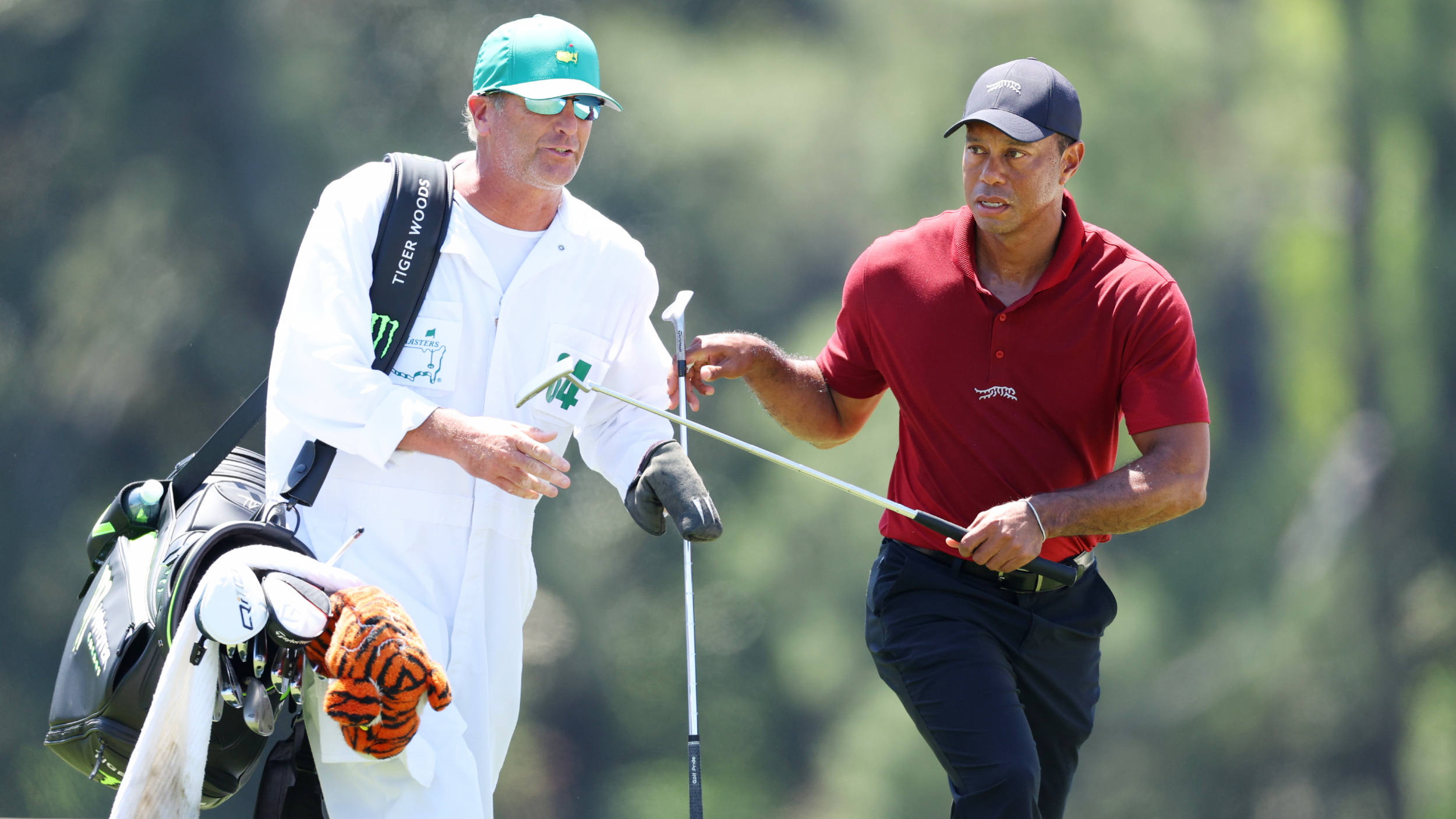 Lance Bennett and Tiger Woods at The Masters