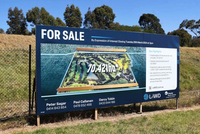 Cranbourne Golf Course housing plan approved amid housing pressure Cranbourne Golf Course housing plan approved amid housing pressure