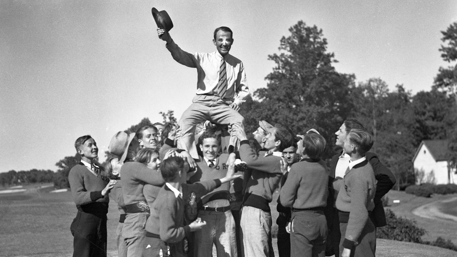 golfer Paul Runyan with the Quaker Ridge Golf Club caddies