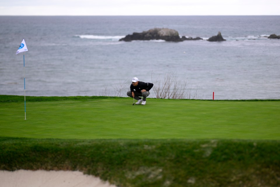 Lee was not willing to rush on the windy greens
