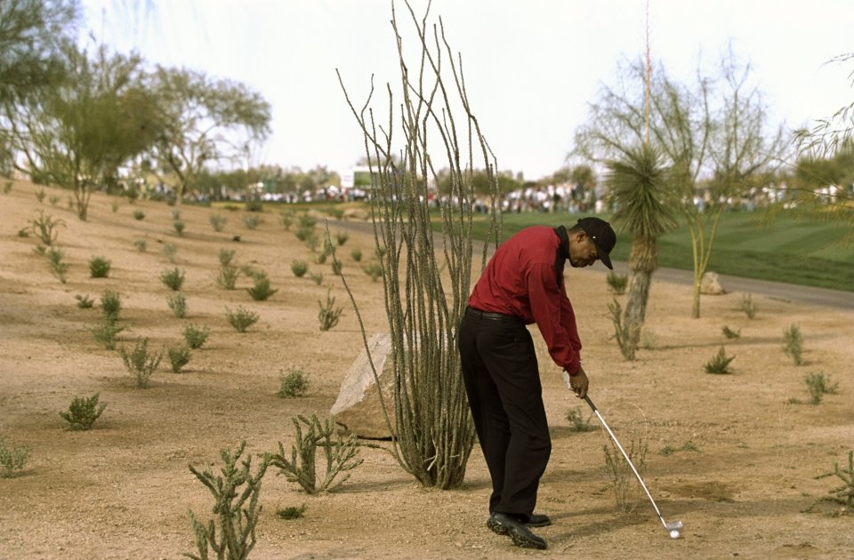 Suddenly, Woods was unobstructed