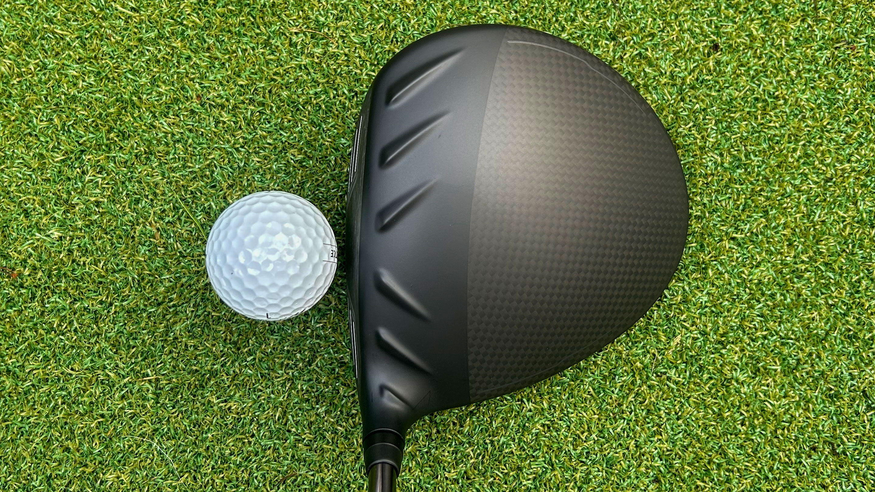 Photo of the Ping G440 K Driver in behind the ball