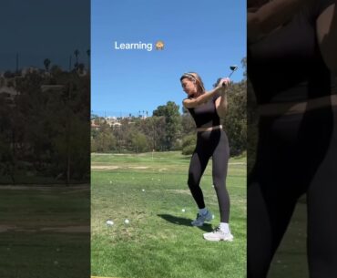 Learning 🙈 #golfswing #golfgirls #golfgirl