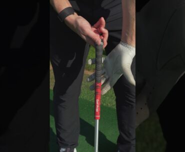 How To Grip the Golf Club #golf #grip #golftips