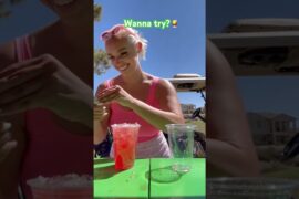 Delicious! #cartgirl #golf #golfgirls #golfers #drinks #sunshine #glitter #golfcart #golfcourse