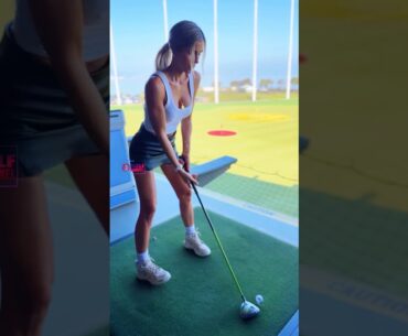 Amazing Golf Swing you need to see | Golf Girl awesome swing | Golf shorts | Amy Ramsey