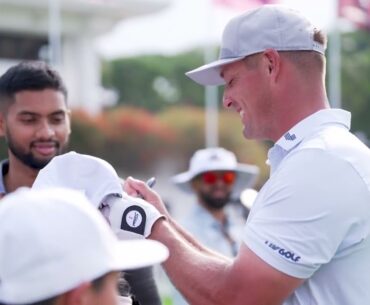 Wade Ormsby and HyFlyers GC surprise kids at LIV Golf Singapore