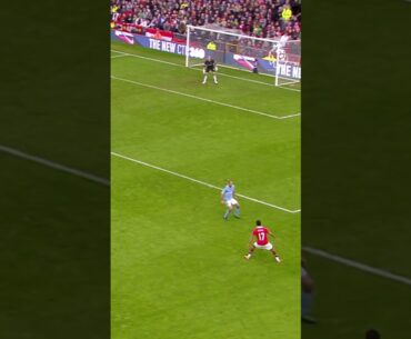 Rooney's brilliant bicycle kick goal vs Man City 👀