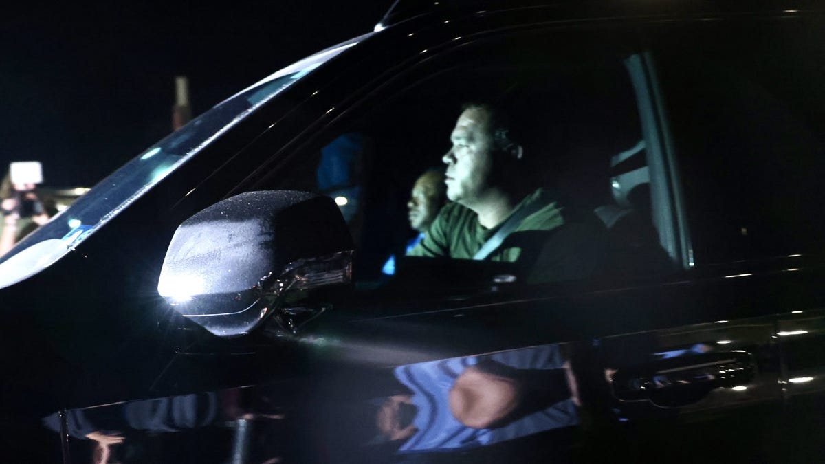 Tiger Woods released from jail after rollover crash in Florida