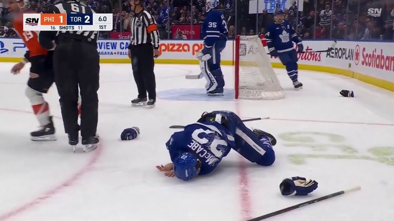 Garnet Hathaway and Jake McCabe drop the gloves in a wild tilt ๐ฅ 5.01.2025