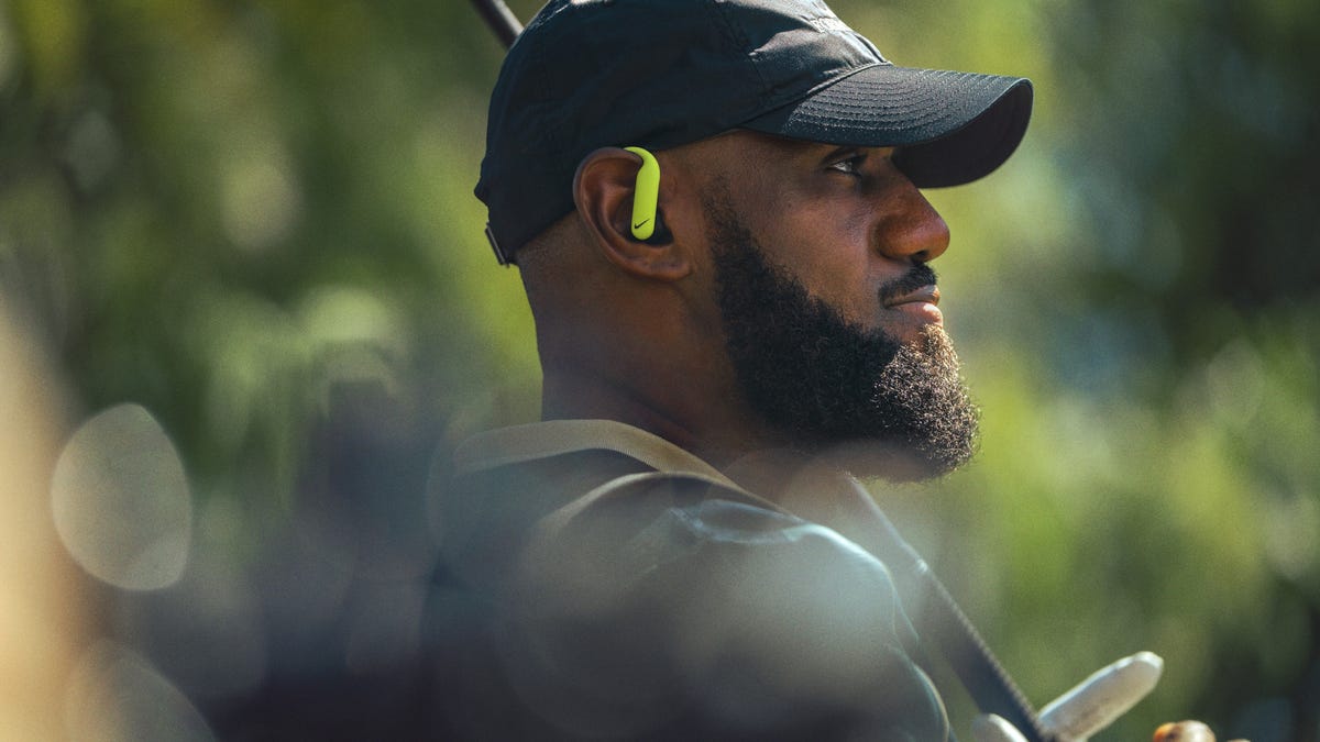 LeBron James, Tom Kim features in new Nike x Beats golf commercial