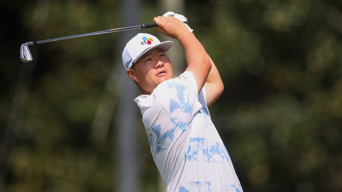 Golf recap from PGA's Valspar Championship, Champions Tour, LIV