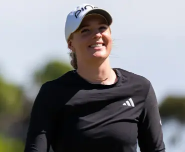 Cassie Porter’s record-breaking charge announces her arrival on the big stage – Australian Golf Digest