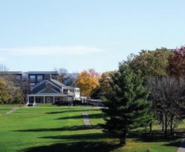 Council questions golf course subsides