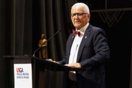 Jerry Lemieux accepts the 2026 Joe Dey Award