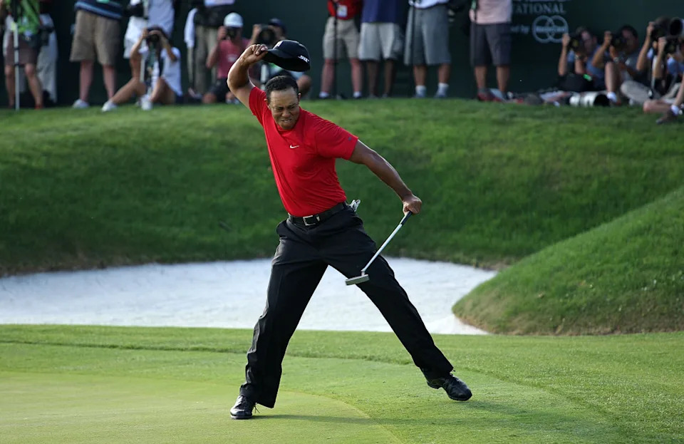 ORLANDO, FL - MARCH 16: Tiger Woods celebrates making a birdie on the 18th green to win the Arnold Palmer Invitational on March 16, 2008 at the Bay Hill Club and Lodge in Orlando, Florida. (Photo by Andy Lyons/Getty Images)Andy Lyons&sol;Getty Images