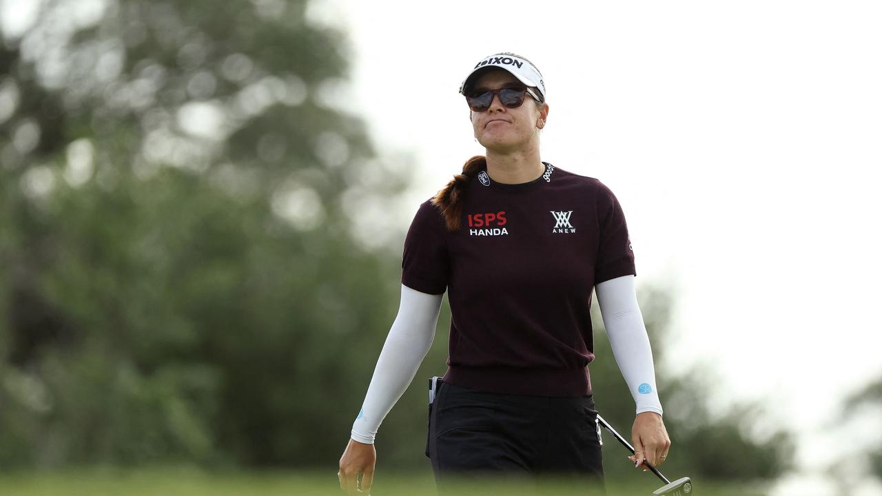 Red-hot Aussie forced to pull off another stunning chase down as young star shines at women’s major