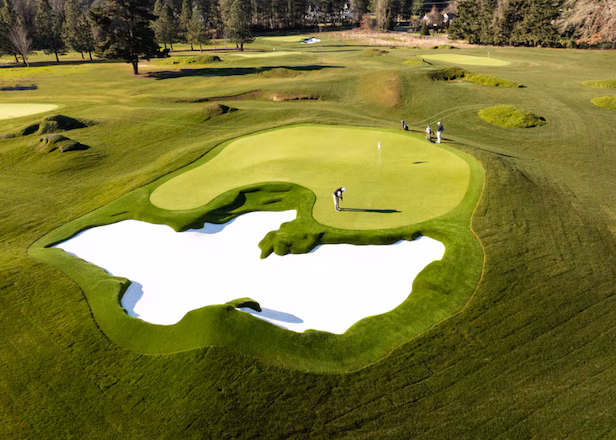 A huge difference between high-end private and affordable public golf that can be eliminated | Golf Courses
