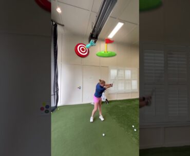 🎯⛳️#golf #girl #sports #youtubeshorts #college #trending #fyp @TAYLORMADEGOLF @yeticoolers