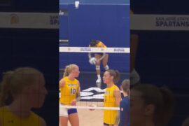 #volleyball  #fyp #waitforit #womensvolleyball