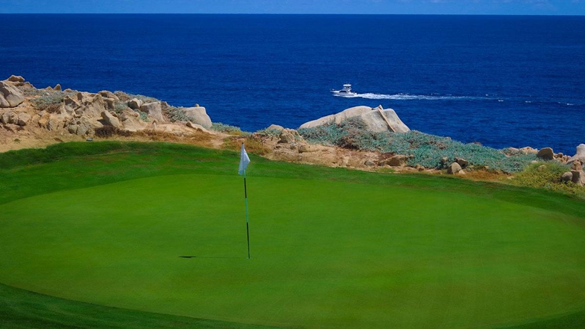 12 cheapest places to golf this spring Stacker