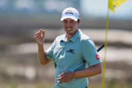 Fitzpatrick rides 'lucky' shot to 63, up 1 shot at RBC Heritage