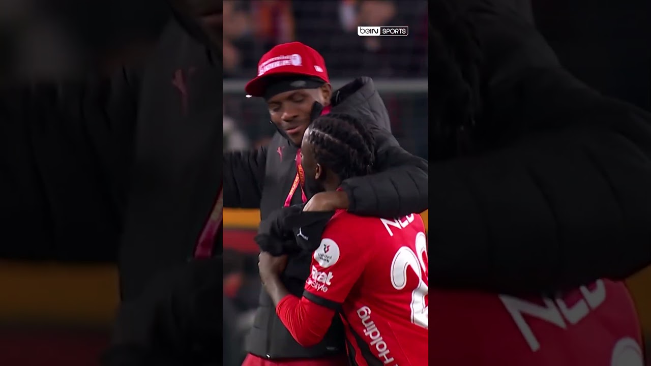 🫂 Victor Osimhen, maçın ardından Mbaye Niang ve Sekou Koita ile bir arada #shorts #galatasaray