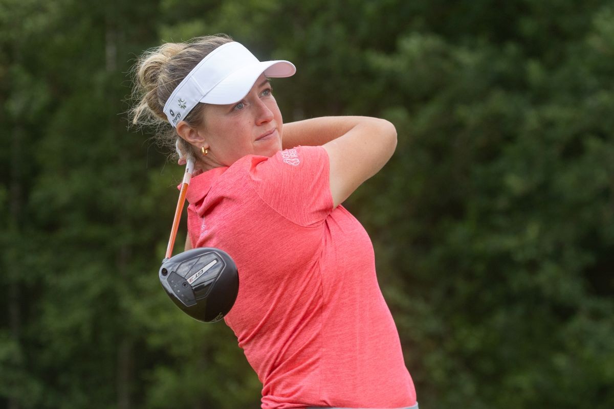 Foster slips back on moving day at Joburg Ladies Open