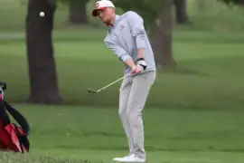 Yurgae claims share of individual title at Illinois Wesleyan golf meet | Pella