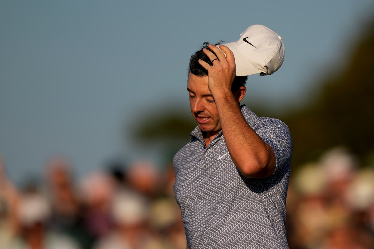 McIlroy stumbles, now shares lead with Cameron Young at Masters