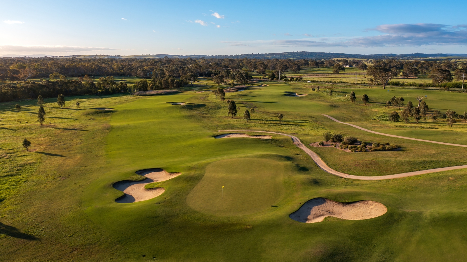 Review: Growling Frog Golf Course - Courses and Travel - Features