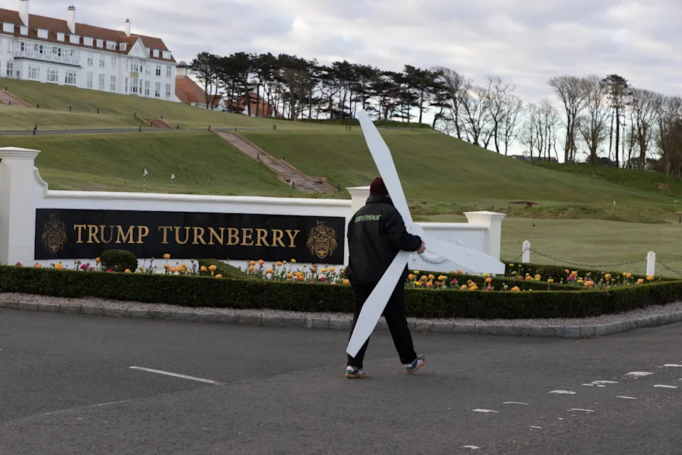 Trump's obsession with windmills appears to have started in 2006, when the Aberdeen Renewable Energy Group was constructing an offshore wind farm near his golf course. / Lucy Cartwright / © Lucy Cartwright / Greenpeace
