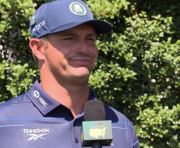 Bryson DeChambeau in tense exchange with reporter over 3D-printed club, three shots in bunker, video, highlights