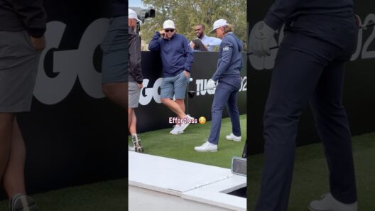 Effortless driver juggle 😳