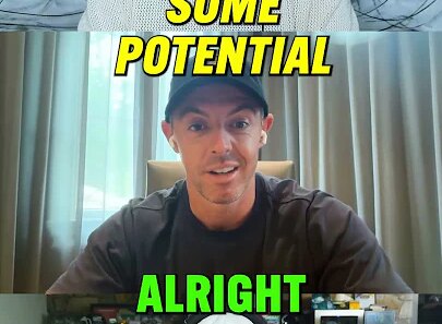 “She’s got potential” - 6x Major Champion Rory McIlroy on Wyatt Kelce’s golf future @sleepnumber - YouTube
